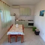Berti Sun & Sea Sveta Nedelja (Hvar)
