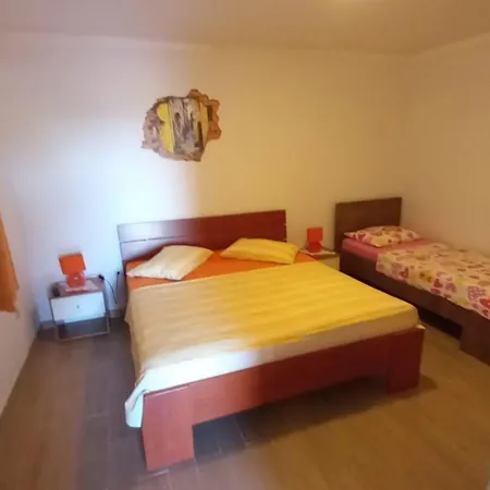 Berti Sun & Sea Apartmán Sveta Nedelja (Hvar)